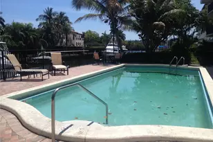 6855 Edgewater Dr, Coral Gables, FL 33133 - Photo 12