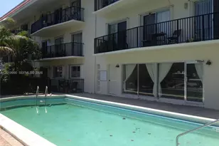 6855 Edgewater Dr, Coral Gables, FL 33133 - Photo 14