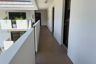 6855 Edgewater Dr, Coral Gables, FL 33133 - Photo 26