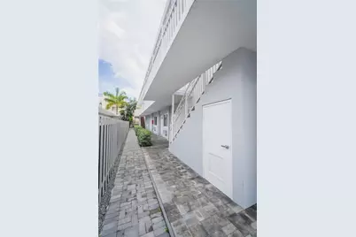 7911 Abbott Ave #9, Miami Beach, FL 33141 - Photo 14