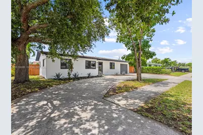 949 Lighthouse Dr, North Palm Beach, FL 33408 - Photo 2