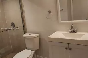 8100 Geneva Ct, Doral, FL 33166 - Photo 6