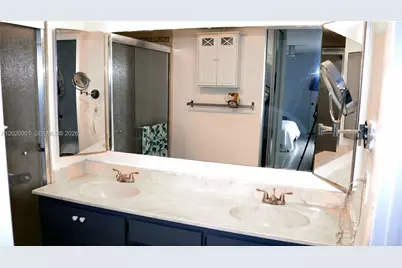 9111C SW 20th St, Davie, FL 33324 - Photo 20
