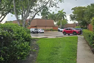 9111C SW 20th St, Davie, FL 33324 - Photo 46