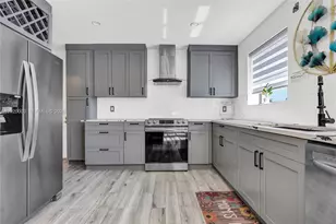 76 Isle of Venice Dr, Fort Lauderdale, FL 33301 - Photo 14