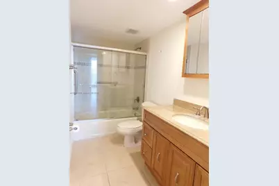 5401 Collins Ave #1213, Miami Beach, FL 33140 - Photo 34