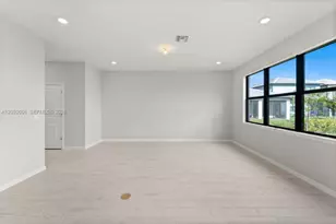 4492 Tacoma Pk Dr, Oakland Park, FL 33309 - Photo 10