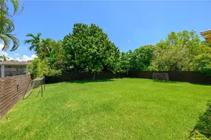 465 NE 112th St, Miami, FL 33161 - Photo 34