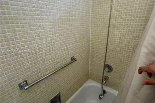 221 Kent M, West Palm Beach, FL 33417 - Photo 2