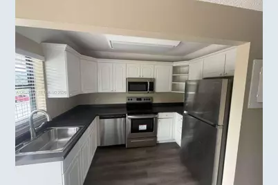 617 Ixoria Ave #18, Fort Pierce, FL 34982 - Photo 1