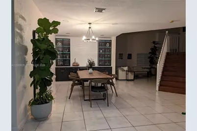 2882 NE 4th St, Homestead, FL 33033 - Photo 10
