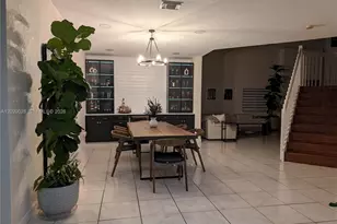 2882 NE 4th St, Homestead, FL 33033 - Photo 10