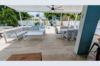 2882 NE 4th St, Homestead, FL 33033 - Photo 28