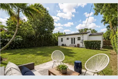 4381 SW 14th St, Miami, FL 33134 - Photo 10