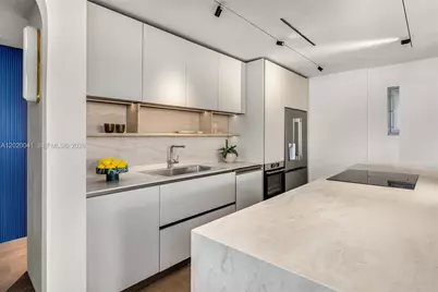 800 West Ave #PH11, Miami Beach, FL 33139 - Photo 26
