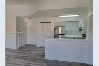 741 N Pine Island Rd #308, Plantation, FL 33324 - Photo 6