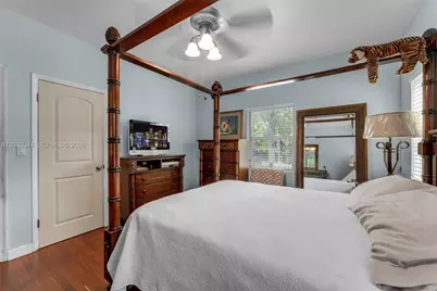 28 NE 48th St, Miami, FL 33137 - Photo 18