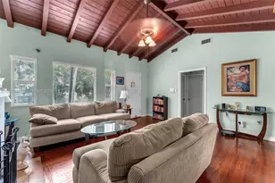 28 NE 48th St, Miami, FL 33137 - Photo 6