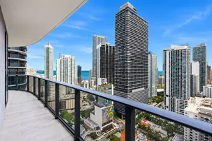 55 SW 9th St, Miami, FL 33130 - Photo 22