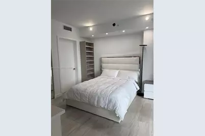 55 SW 9th St #2703, Miami, FL 33130 - Photo 16