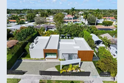 1941 NE 196th Ter, Miami, FL 33179 - Photo 88