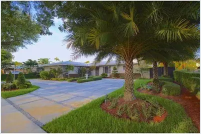 14001 Cypress Ct, Miami Lakes, FL 33014 - Photo 6