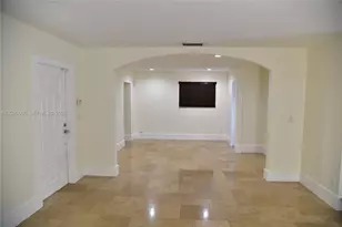 14001 Cypress Ct, Miami Lakes, FL 33014 - Photo 4