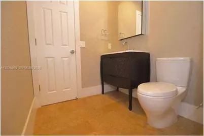 14001 Cypress Ct, Miami Lakes, FL 33014 - Photo 30
