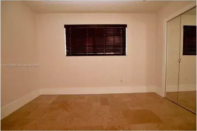 14001 Cypress Ct, Miami Lakes, FL 33014 - Photo 26
