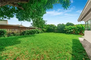 3271 NW 18th Terrace, Miami, FL 33125 - Photo 4