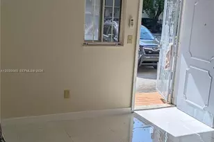 1194 NW 19th Ave, Miami, FL 33125 - Photo 14
