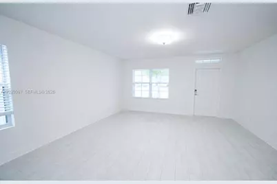 542 NE 6th Pl, Florida City, FL 33034 - Photo 10