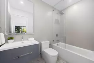 204 Sunrise Dr, Key Biscayne, FL 33149 - Photo 16