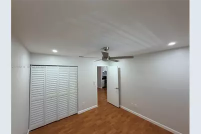 716 NW 103rd Ter #203, Pembroke Pines, FL 33026 - Photo 10