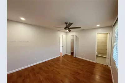 716 NW 103rd Ter #203, Pembroke Pines, FL 33026 - Photo 6