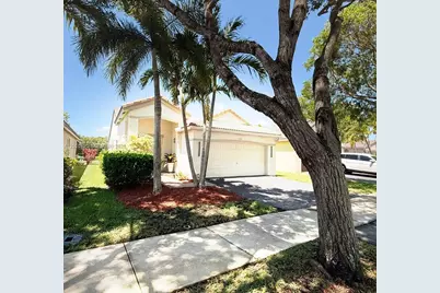 4449 Blossom Ln #0, Weston, FL 33331 - Photo 2