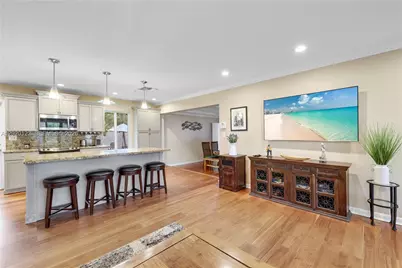 1311 NE 26th Ter, Pompano Beach, FL 33062 - Photo 10