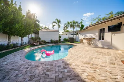 1311 NE 26th Ter, Pompano Beach, FL 33062 - Photo 1