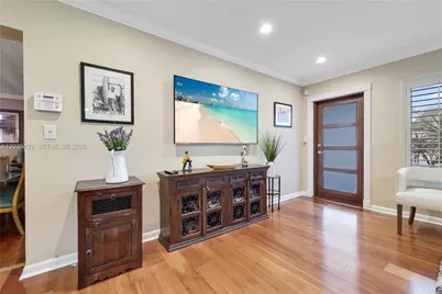 1311 NE 26th Ter, Pompano Beach, FL 33062 - Photo 16