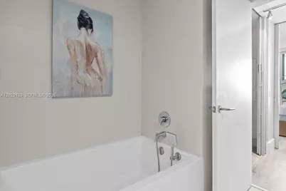 501 NE 31st St #1201, Miami, FL 33137 - Photo 20
