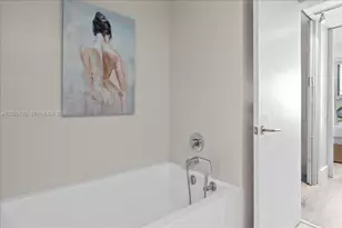 501 NE 31st St, Miami, FL 33137 - Photo 20