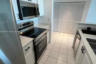 90 Alton Rd, Miami Beach, FL 33139 - Photo 10