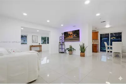 6641 Freedom St, Hollywood, FL 33024 - Photo 6