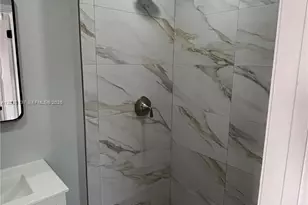 20825 NE 8th Ct, Miami, FL 33179 - Photo 18
