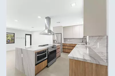 610 NE 164th Ter, Miami, FL 33162 - Photo 6