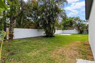 610 NE 164th Terrace, Miami, FL 33162 - Photo 32