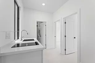 610 NE 164th Terrace, Miami, FL 33162 - Photo 40