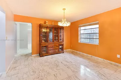 320 NW 61st Ave, Miami, FL 33126 - Photo 4