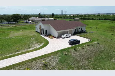 19860 Skyhawk Ln, Loxahatchee, FL 33470 - Photo 24