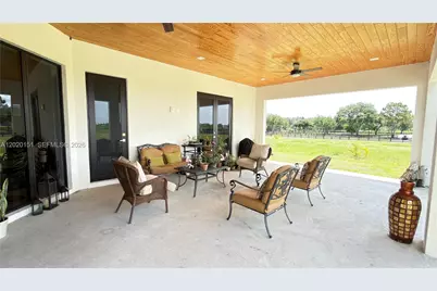 19860 Skyhawk Ln, Loxahatchee, FL 33470 - Photo 94